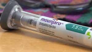 Topiramate in Bipolar and Schizoaffective Disorders: Weight Loss and Efficacy