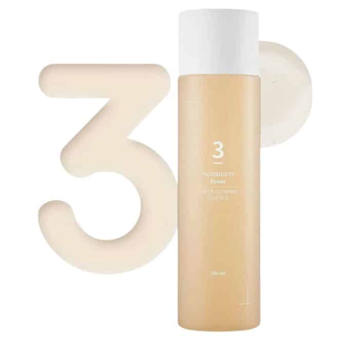 Numbuzin No.3 Super Glowing Essence Toner